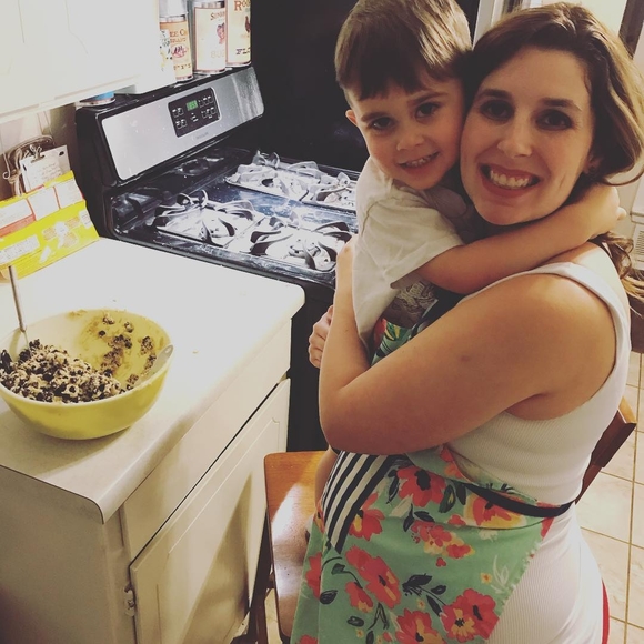 Meet your Posher, Ashley - Picture 1 of 1